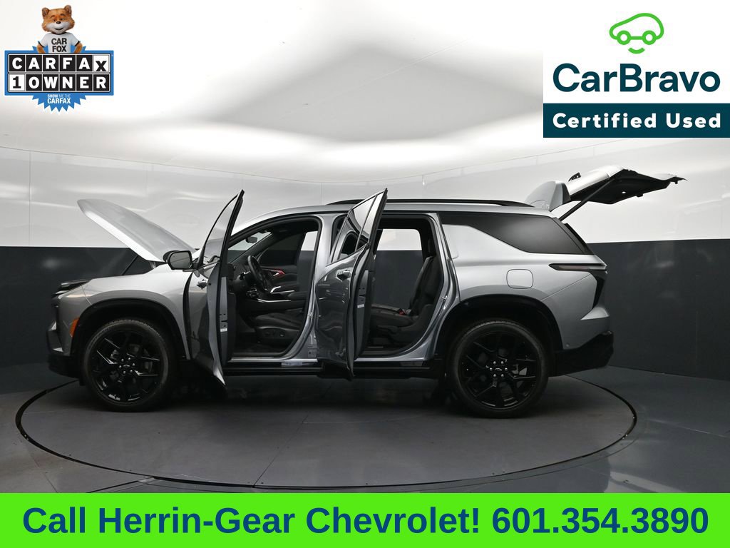 Certified 2026 Chevrolet Traverse RS w/ LPO, Floor Liner Package FWD image 46