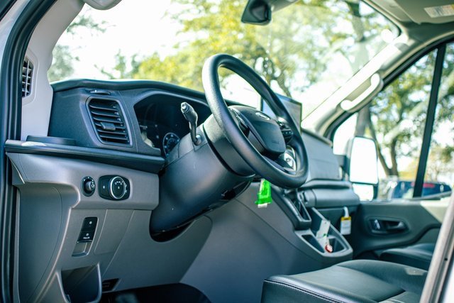 New 2024 Ford Transit 250 148 Medium Roof w/ Load Area Protection Package image 10