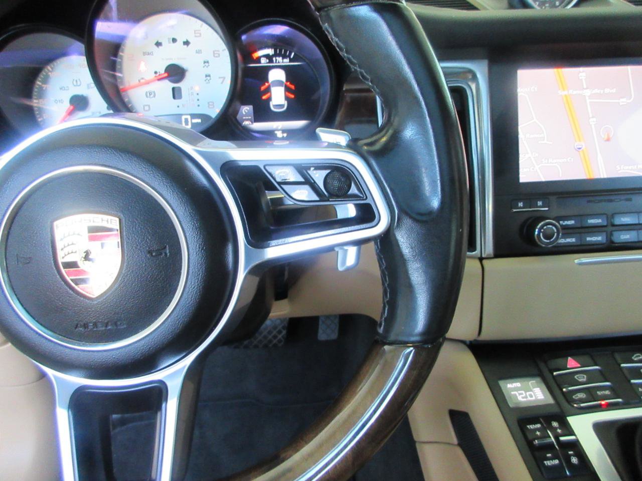 Used 2017 Porsche Macan S AWD/4WD image 57