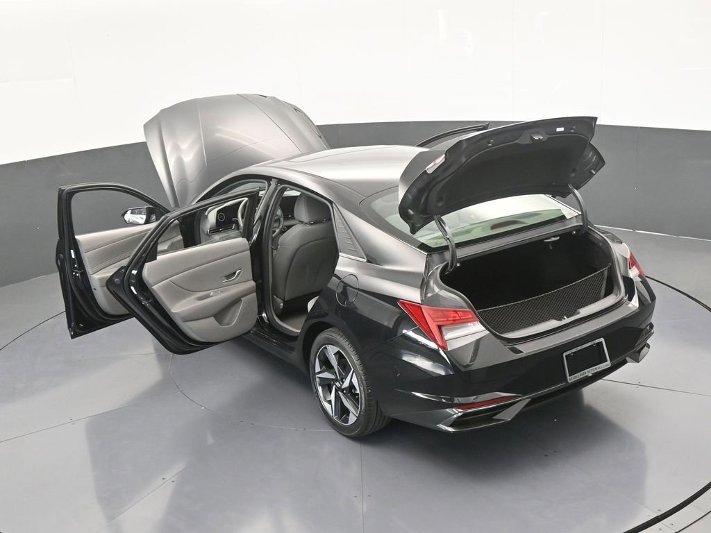 Used 2022 Hyundai Elantra SEL w/ Convenience + Premium Package image 65