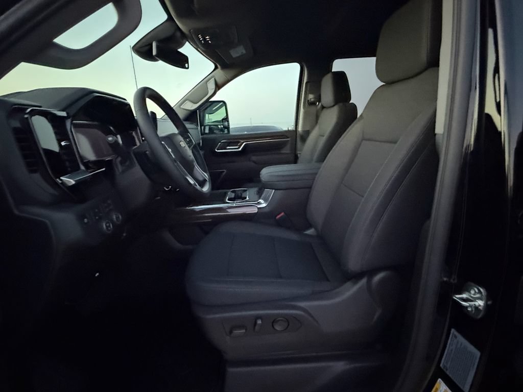New 2026 Chevrolet Silverado 2500 LT w/ All Star Edition AWD/4WD image 11