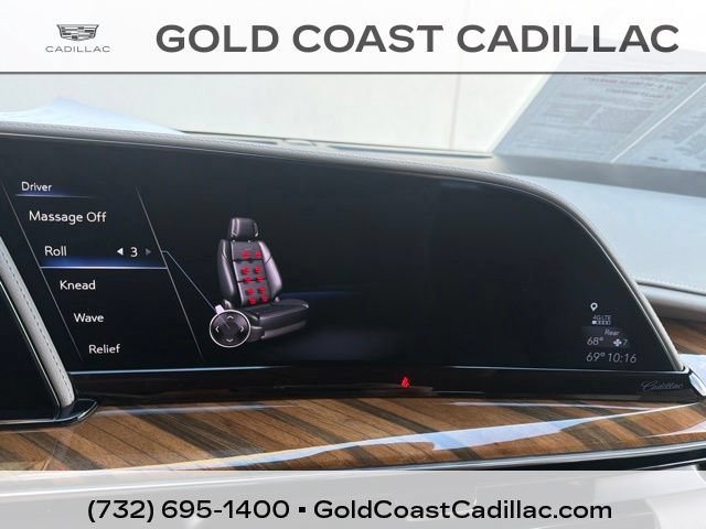 Used 2024 Cadillac Escalade Premium Luxury Platinum AWD/4WD image 32