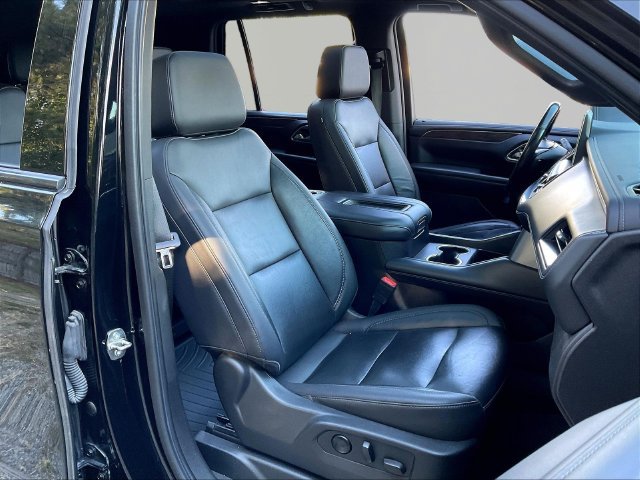 Used 2021 Chevrolet Tahoe Z71 w/ Z71 Off-Road Package AWD/4WD image 30
