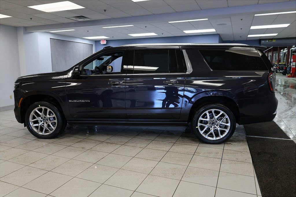 New 2026 Chevrolet Suburban High Country image 4