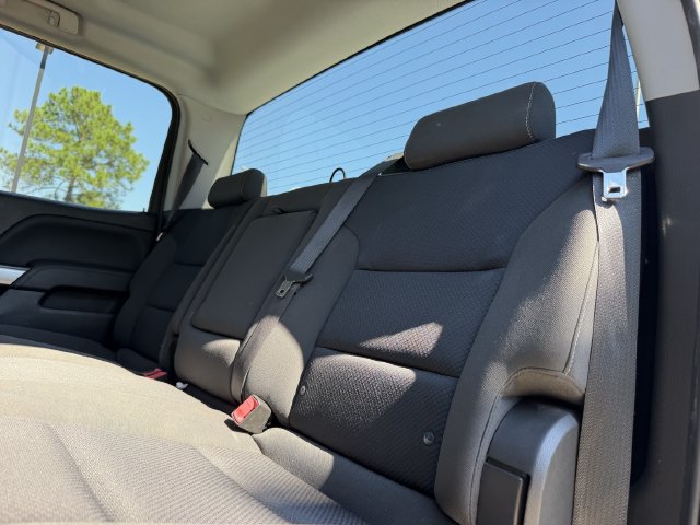 Used 2018 Chevrolet Silverado 1500 LT w/ Texas Edition RWD image 24