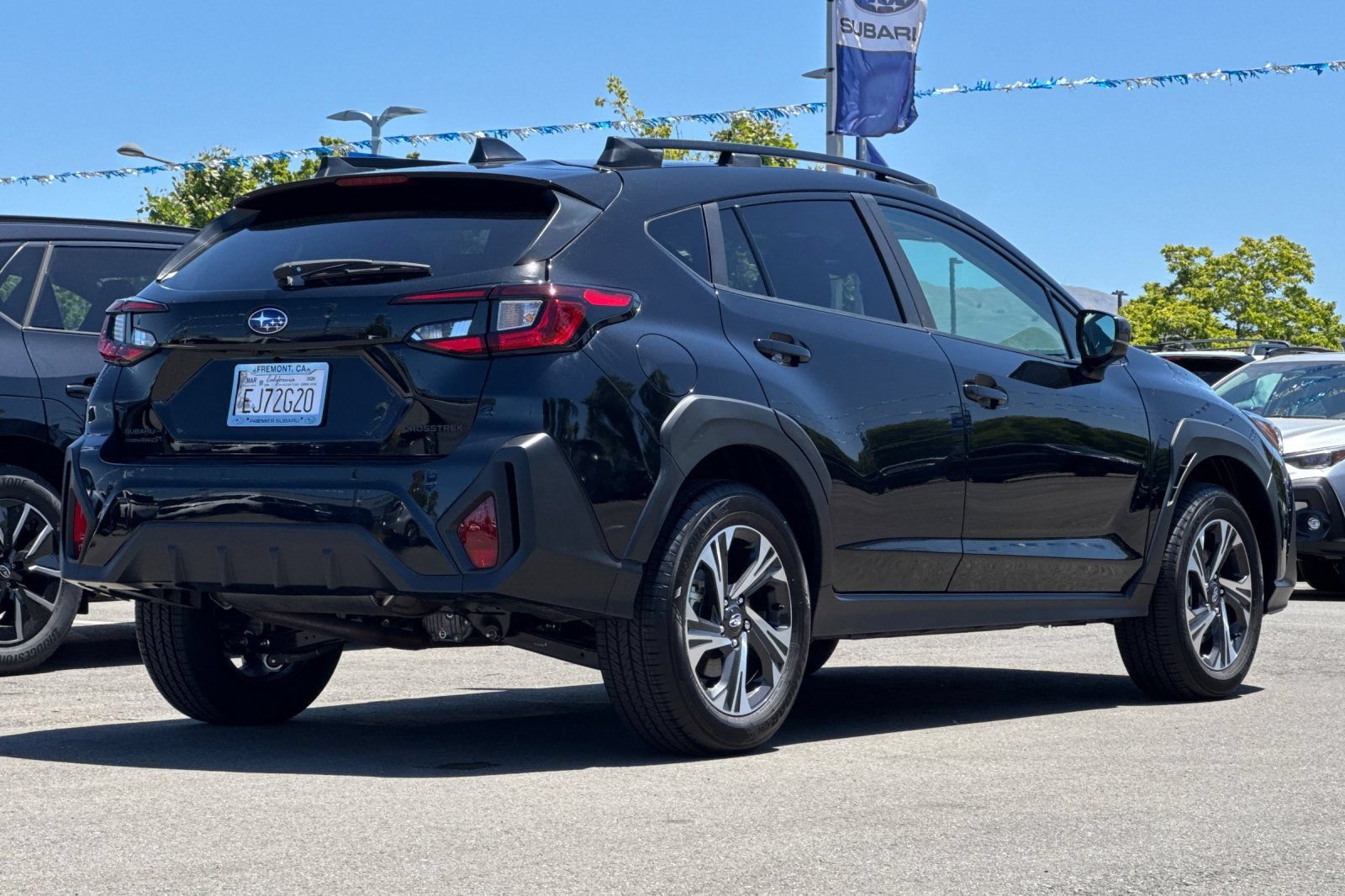 Used 2026 Subaru Crosstrek 2.5i Premium AWD/4WD image 4