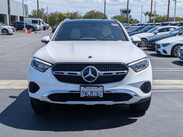 Used 2026 Mercedes-Benz GLC 300 4MATIC image 2