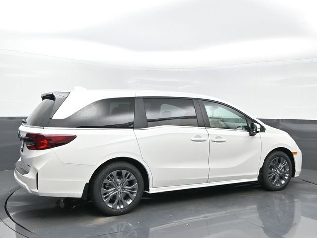 New 2026 Honda Odyssey Touring image 6