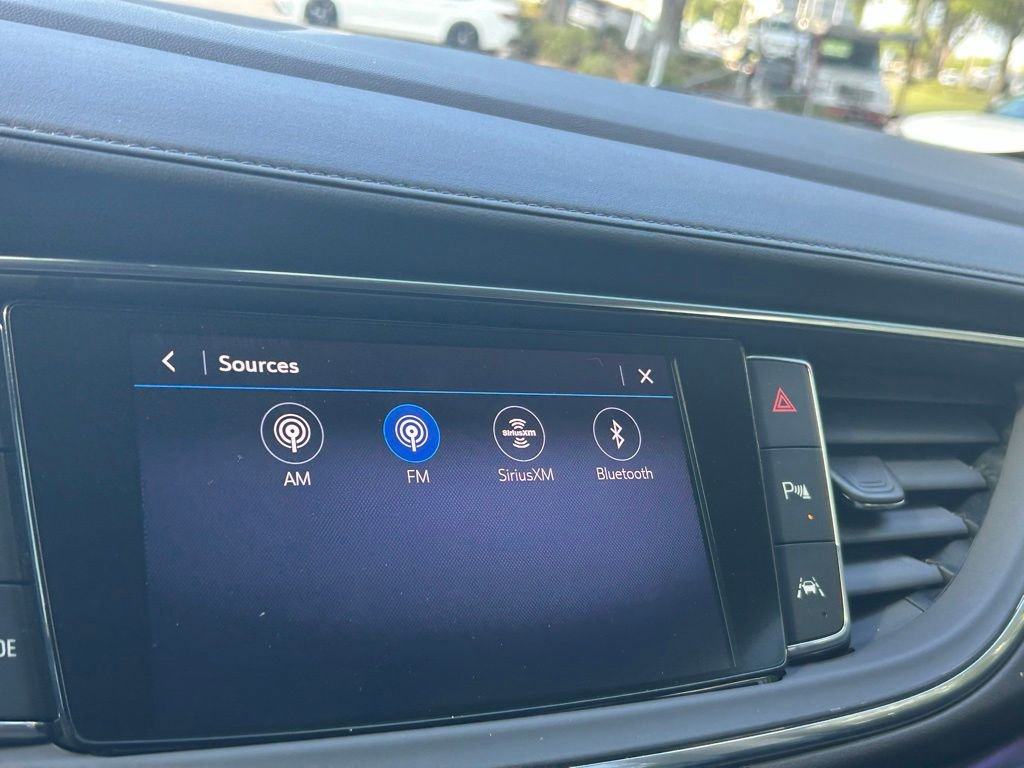 Used 2021 Buick Enclave Avenir w/ Avenir Technology Package FWD image 16