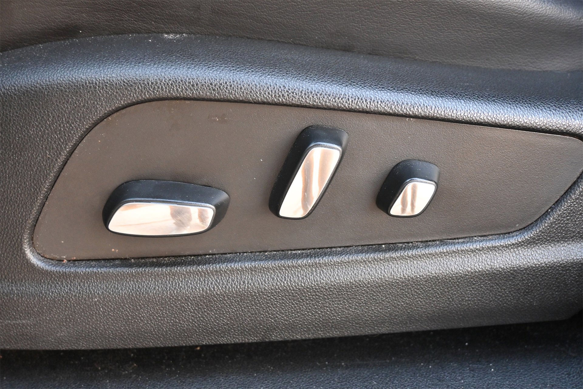 Used 2023 Cadillac XT5 Premium Luxury image 16