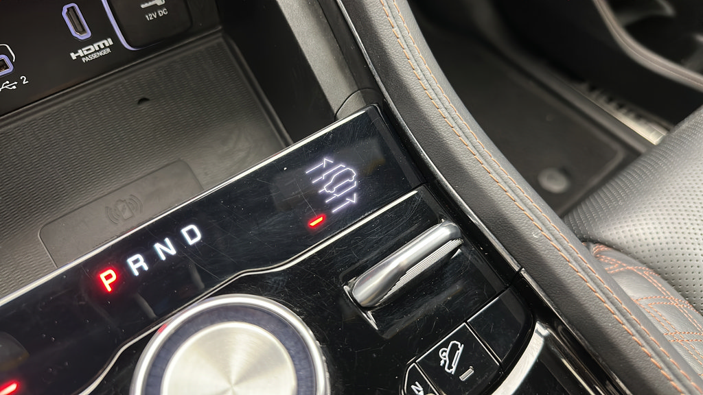 Used 2023 Jeep Grand Cherokee L Summit AWD/4WD image 28