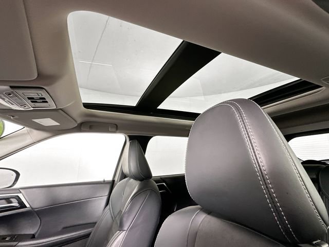 Used 2024 Mitsubishi Outlander SE image 19