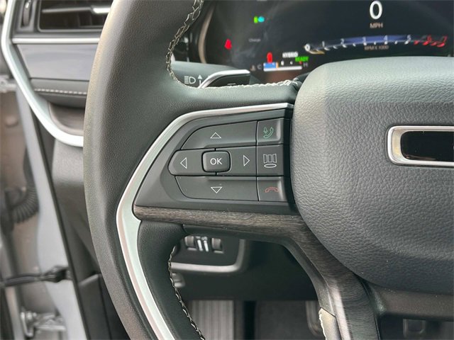 Used 2023 Jeep Grand Cherokee 4WD 4xe image 30