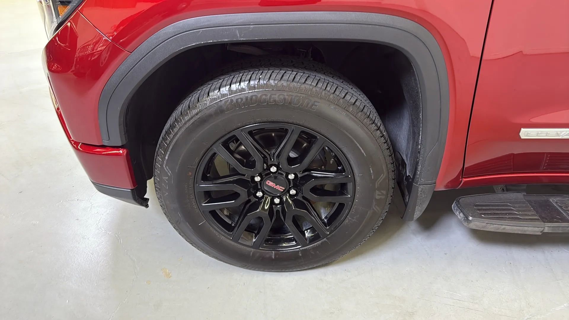Used 2024 GMC Sierra 1500 Elevation w/ LPO, Elevation Black Package image 25