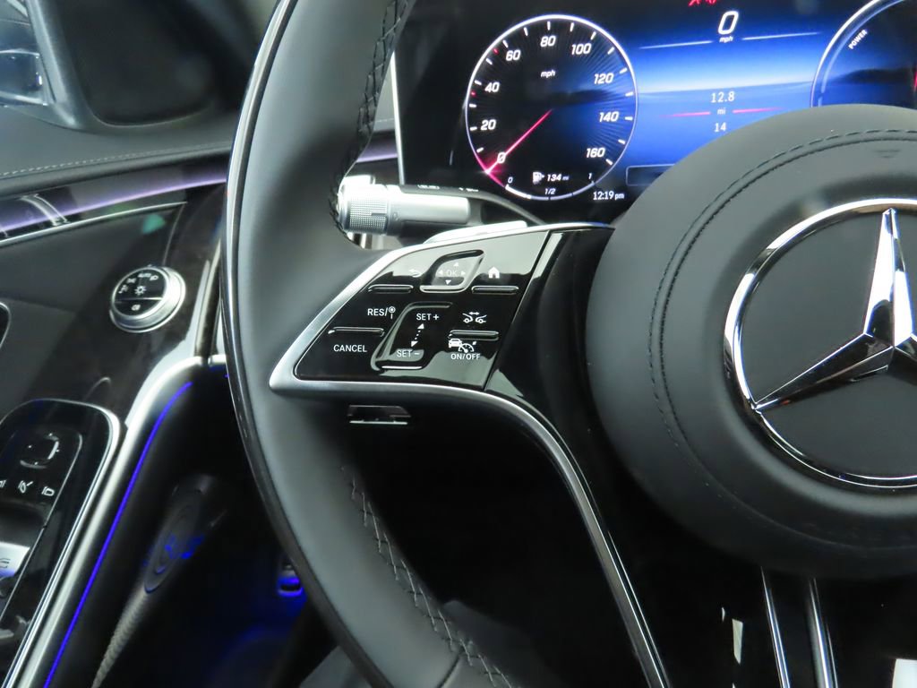 New 2026 Mercedes-Benz S 580e 4MATIC Sedan image 12