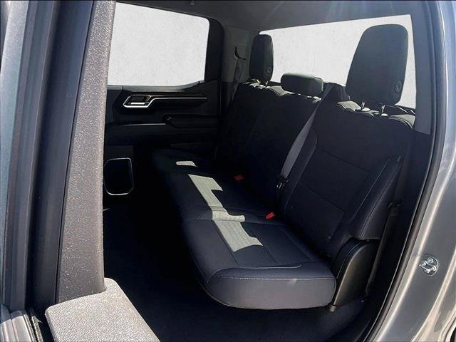 Used 2025 Chevrolet Silverado 1500 LT RWD image 28