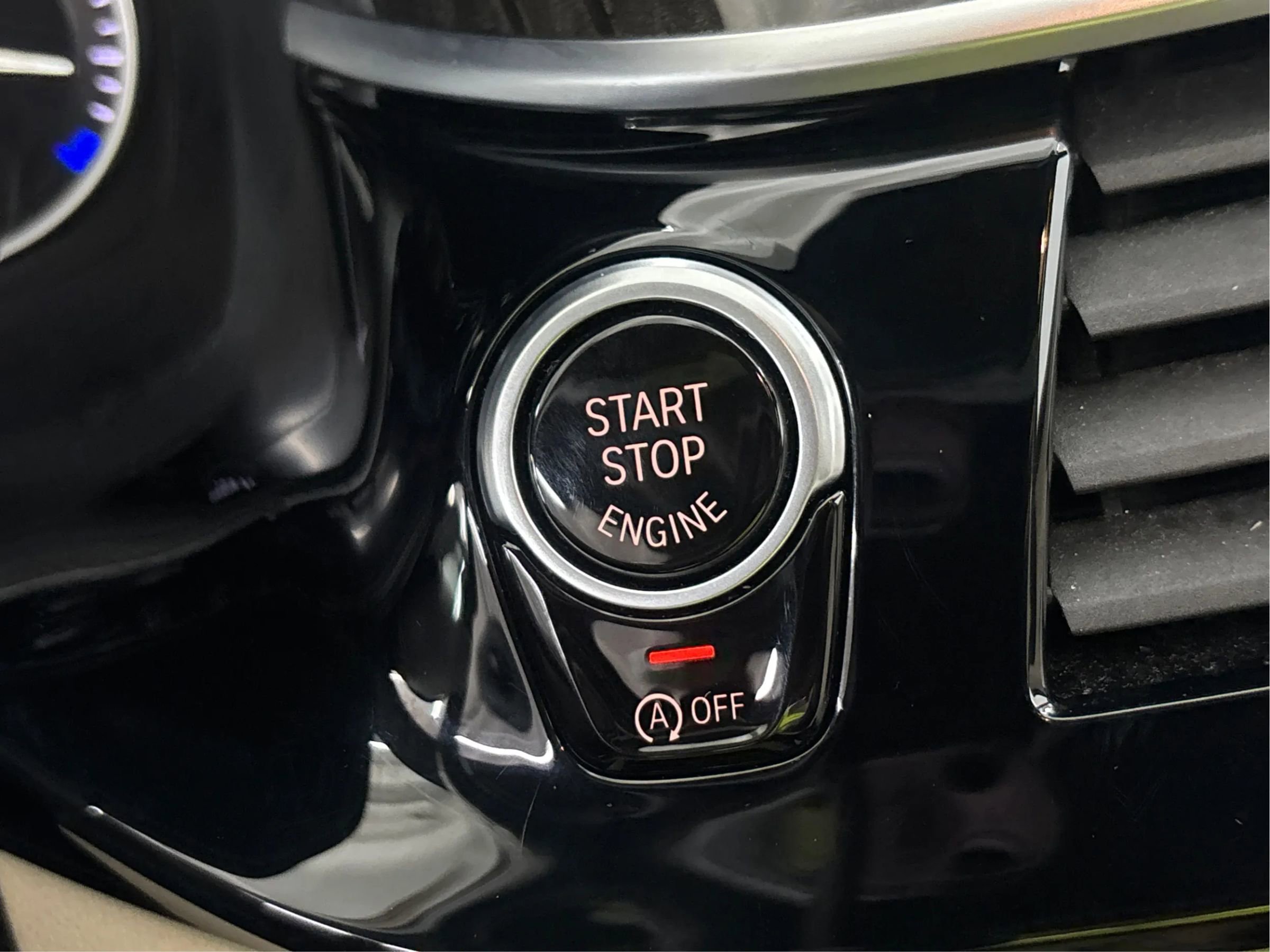 Used 2017 BMW 540i xDrive image 40