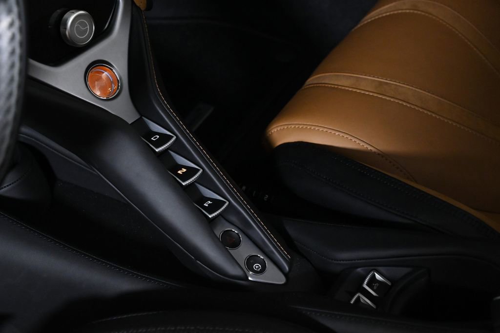 New 2027 McLaren 750S Spider image 13