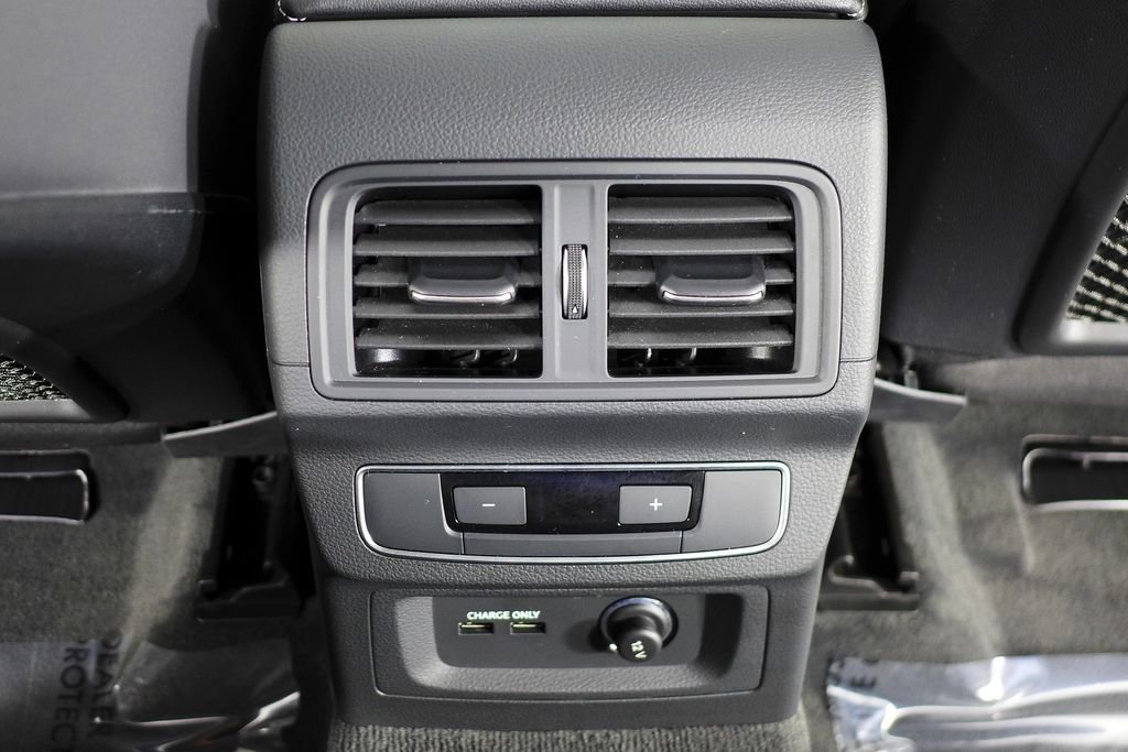 Used 2022 Audi Q5 2.0T Premium w/ Convenience Package image 24