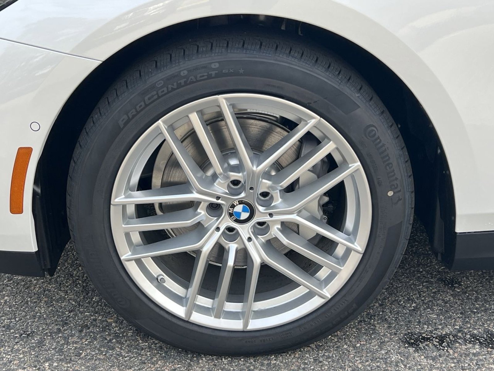 Certified 2025 BMW 530i xDrive w/ Premium Package image 9