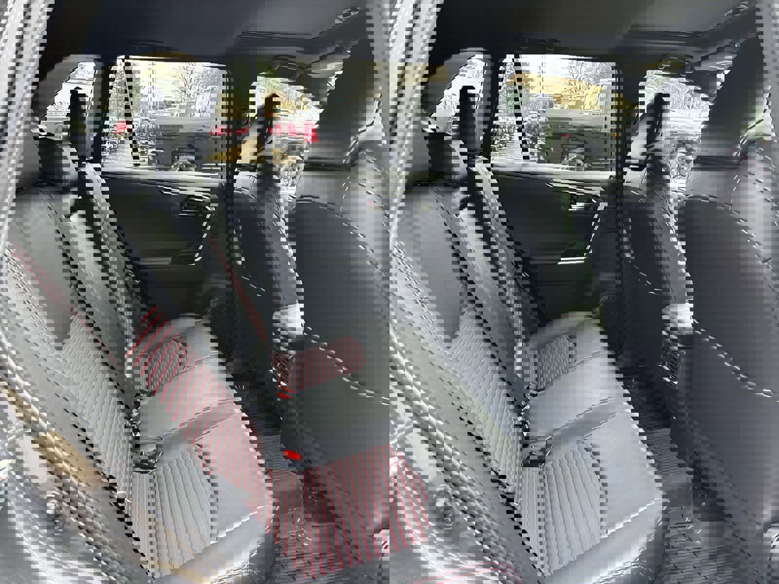 Used 2022 Toyota RAV4 XSE w/ Weather Package image 7