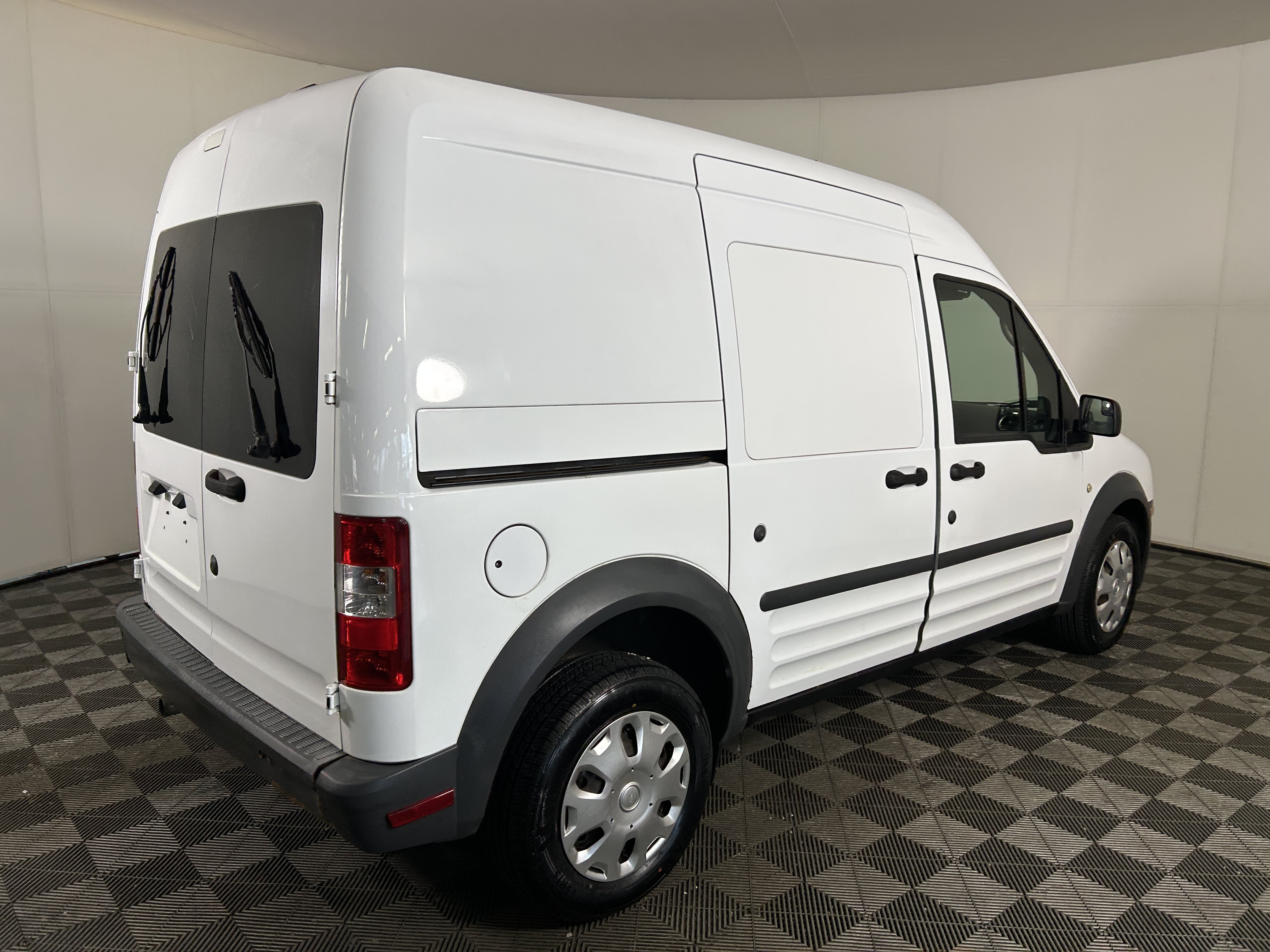 Used 2013 Ford Transit Connect XL FWD image 4