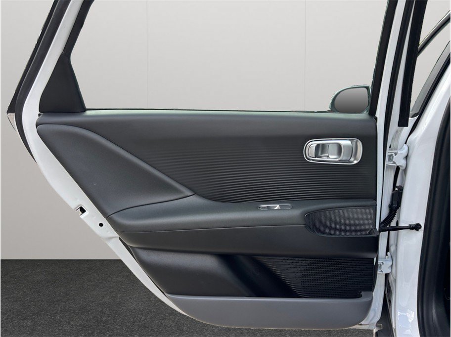 Used 2023 Hyundai Ioniq 6 SEL AWD image 36