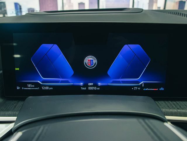 New 2026 BMW ALPINA XB7 AWD/4WD image 17