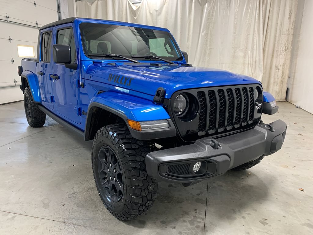 Used 2023 Jeep Gladiator Sport AWD/4WD image 14