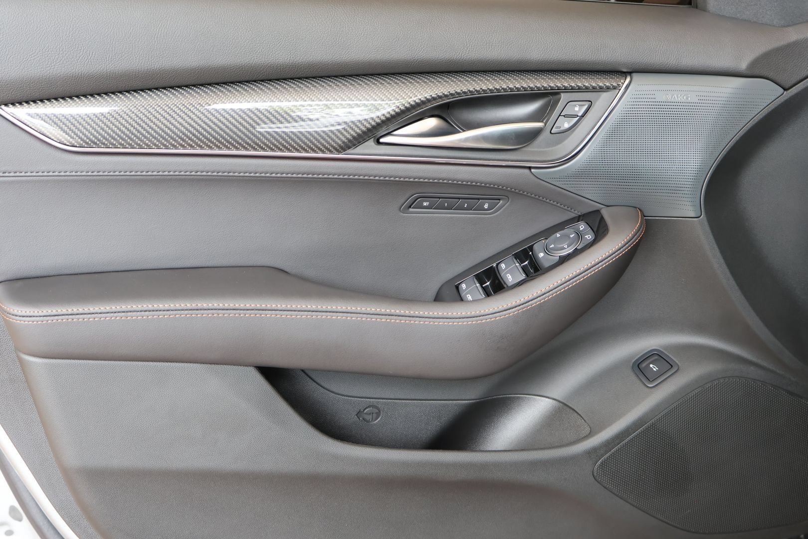 Used 2026 Cadillac CT5 V RWD image 9