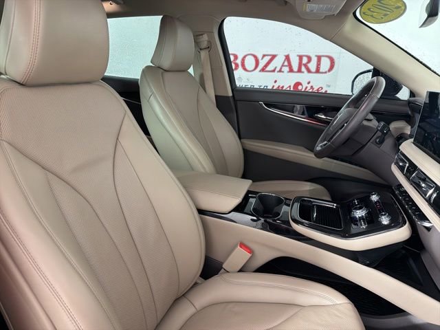Certified 2023 Lincoln Nautilus Reserve AWD/4WD image 16