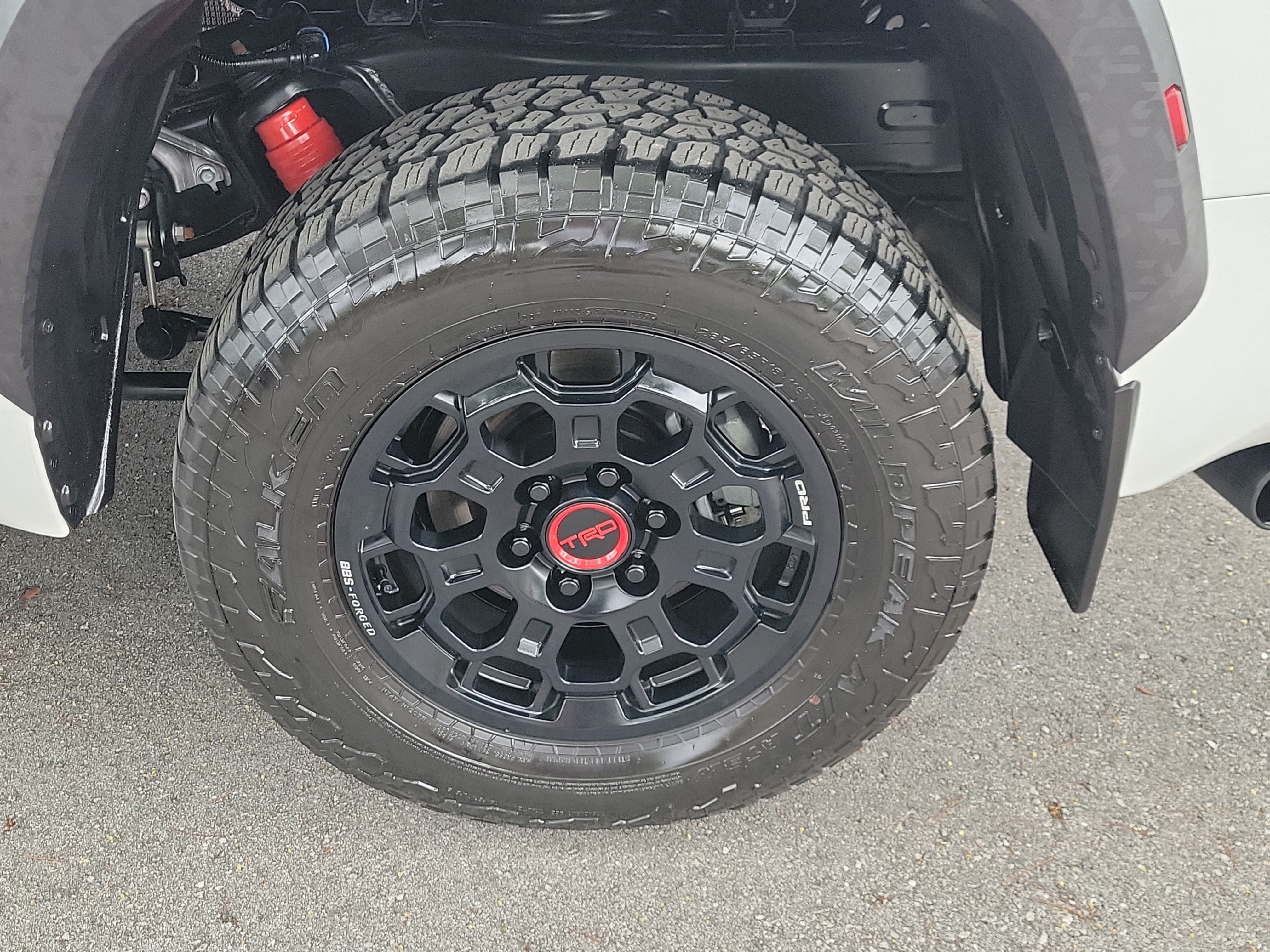 Used 2025 Toyota Tundra TRD Pro AWD/4WD image 6
