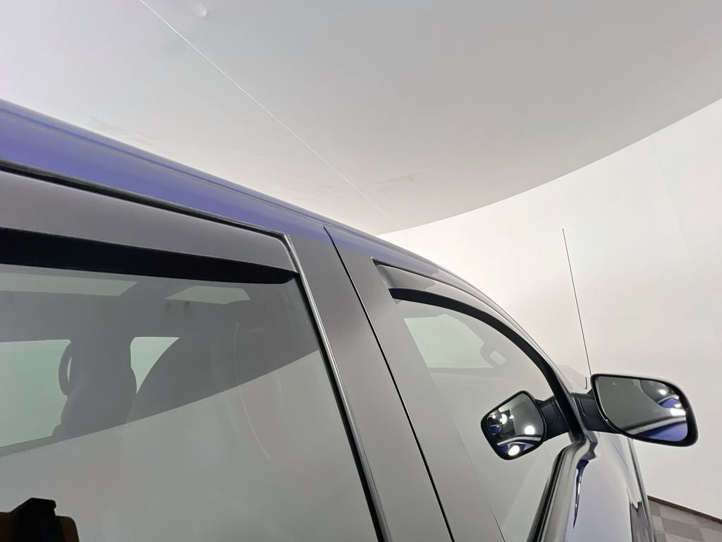 Used 2021 Nissan Titan PRO-4X w/ Pro-4x Convenience Package AWD/4WD image 32