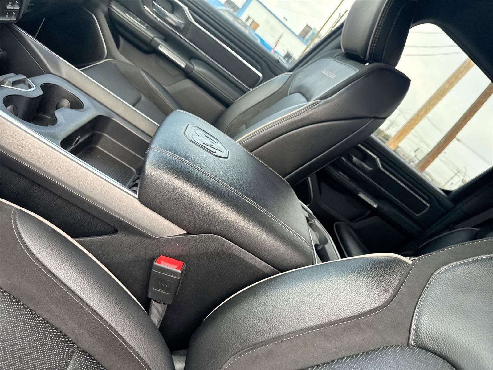 Used 2023 RAM 1500 Laramie AWD/4WD image 21