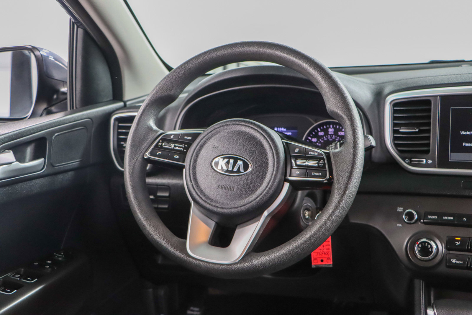 Used 2022 Kia Sportage LX image 12