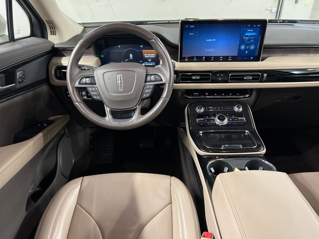 Certified 2022 Lincoln Nautilus Reserve image 8