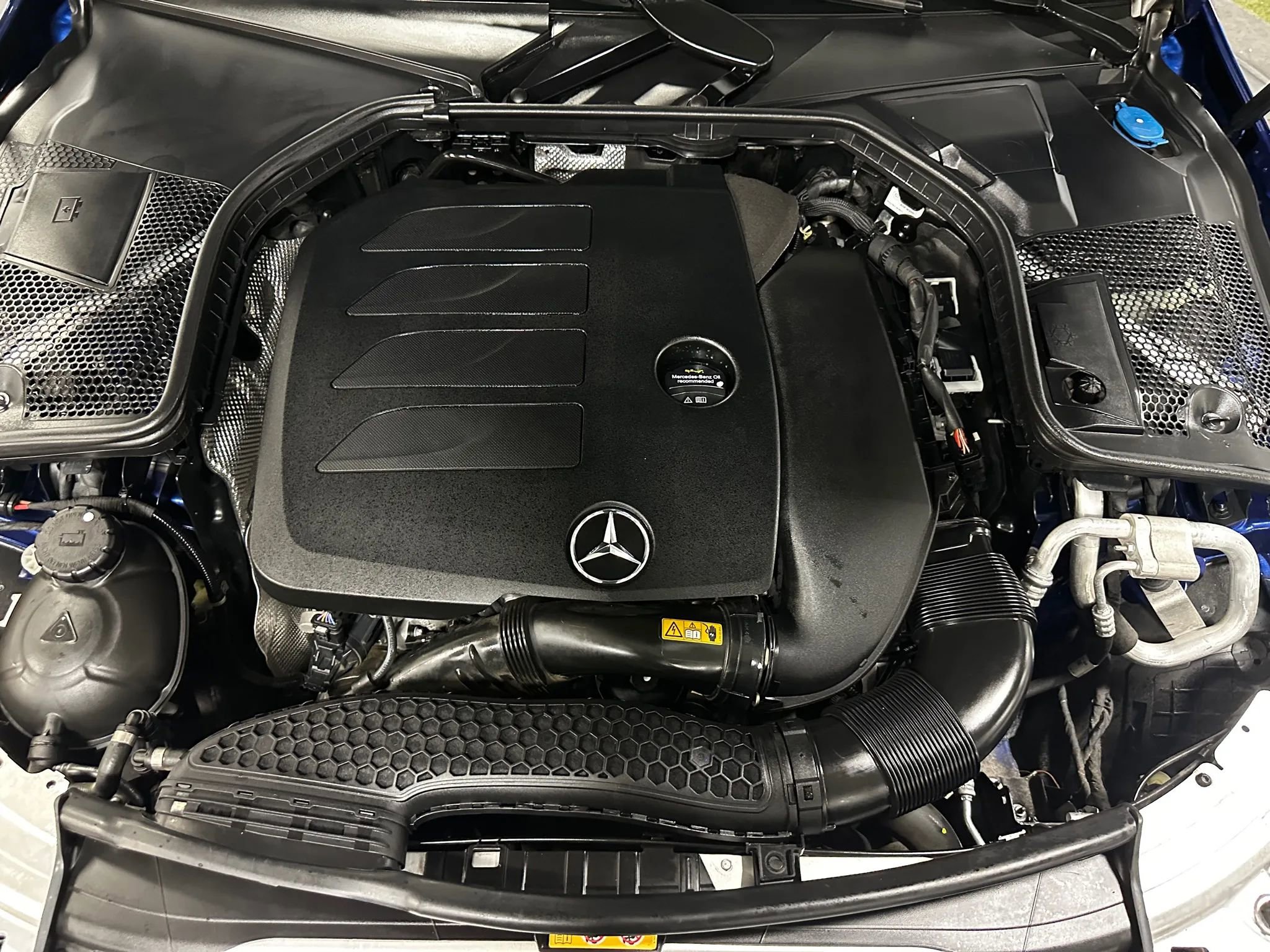 Used 2019 Mercedes-Benz C 300 Sedan w/ Parking Assistance Package image 28