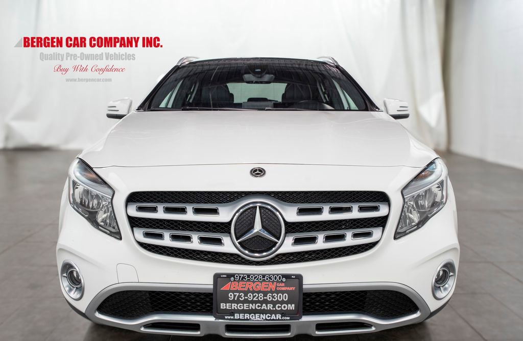 Used 2018 Mercedes-Benz GLA 250 4MATIC image 2