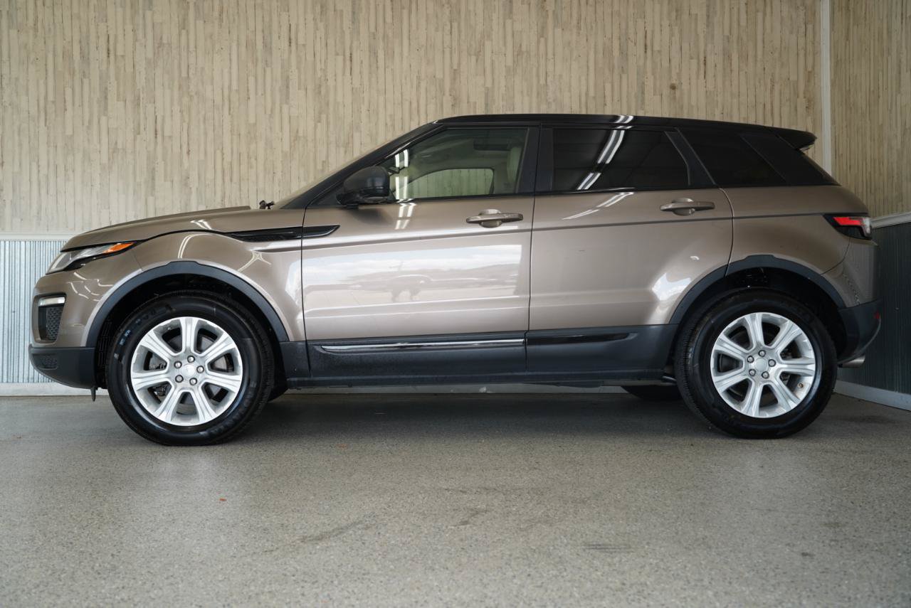 Used 2018 Land Rover Range Rover Evoque SE Premium AWD/4WD image 6