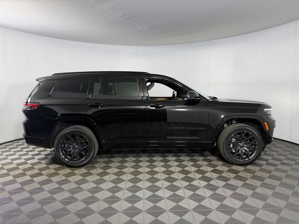 Certified 2025 Jeep Grand Cherokee L Summit AWD/4WD image 6