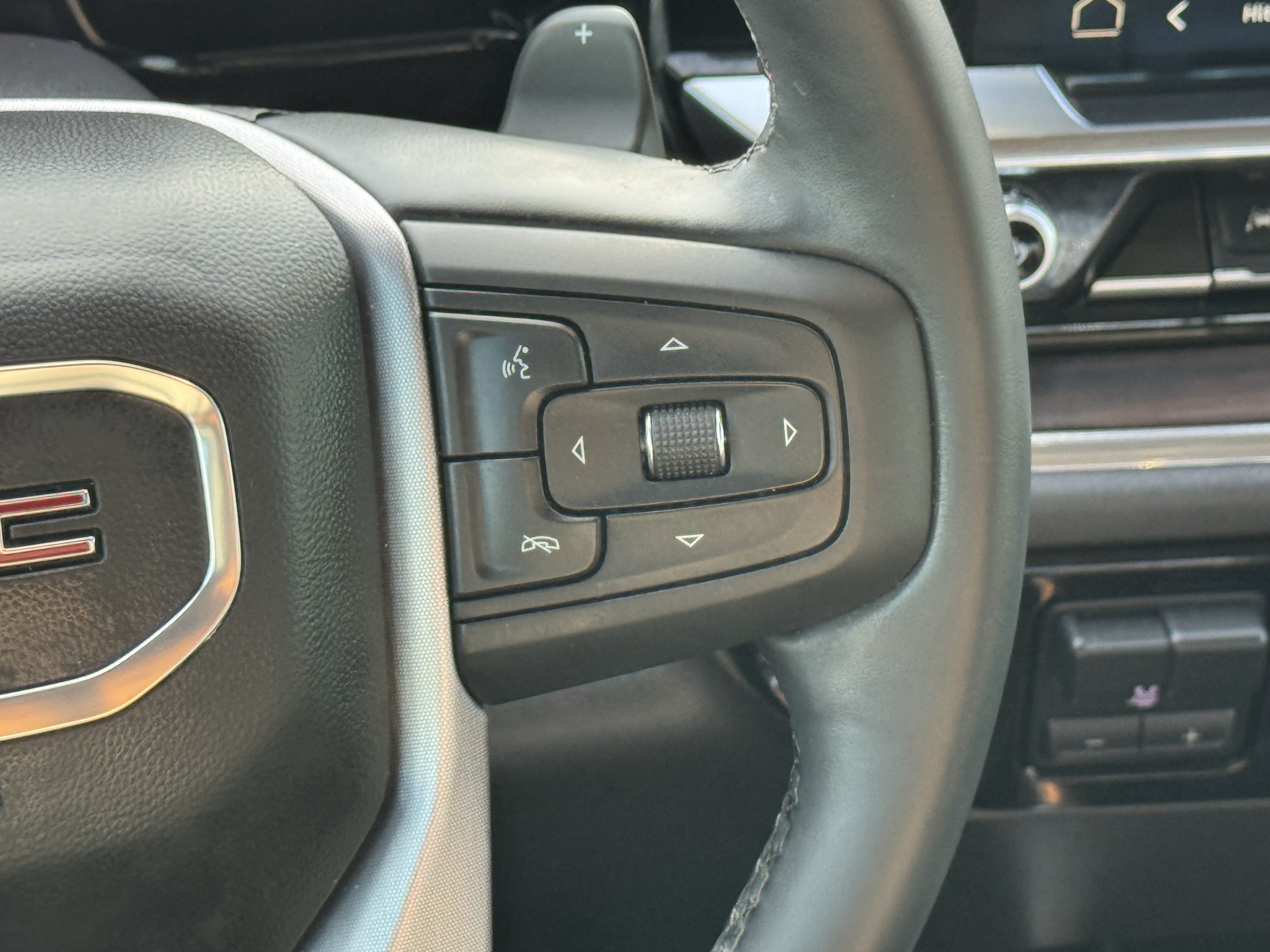 Used 2025 GMC Sierra 1500 SLT RWD image 14