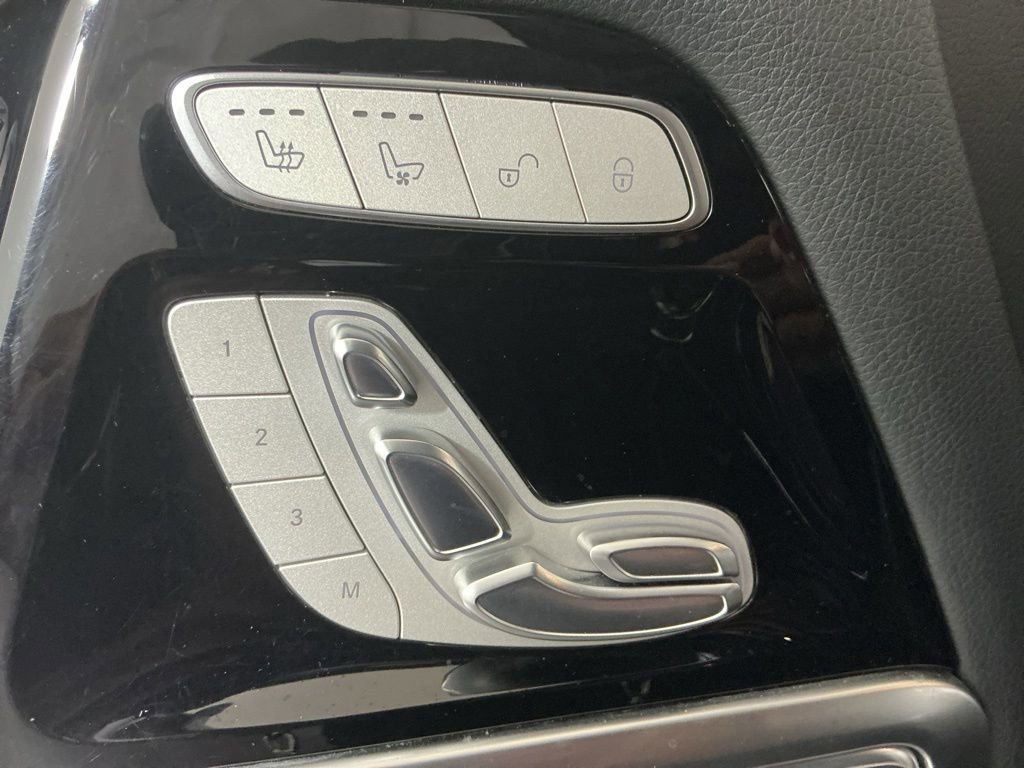 Used 2022 Mercedes-Benz G 550 image 23
