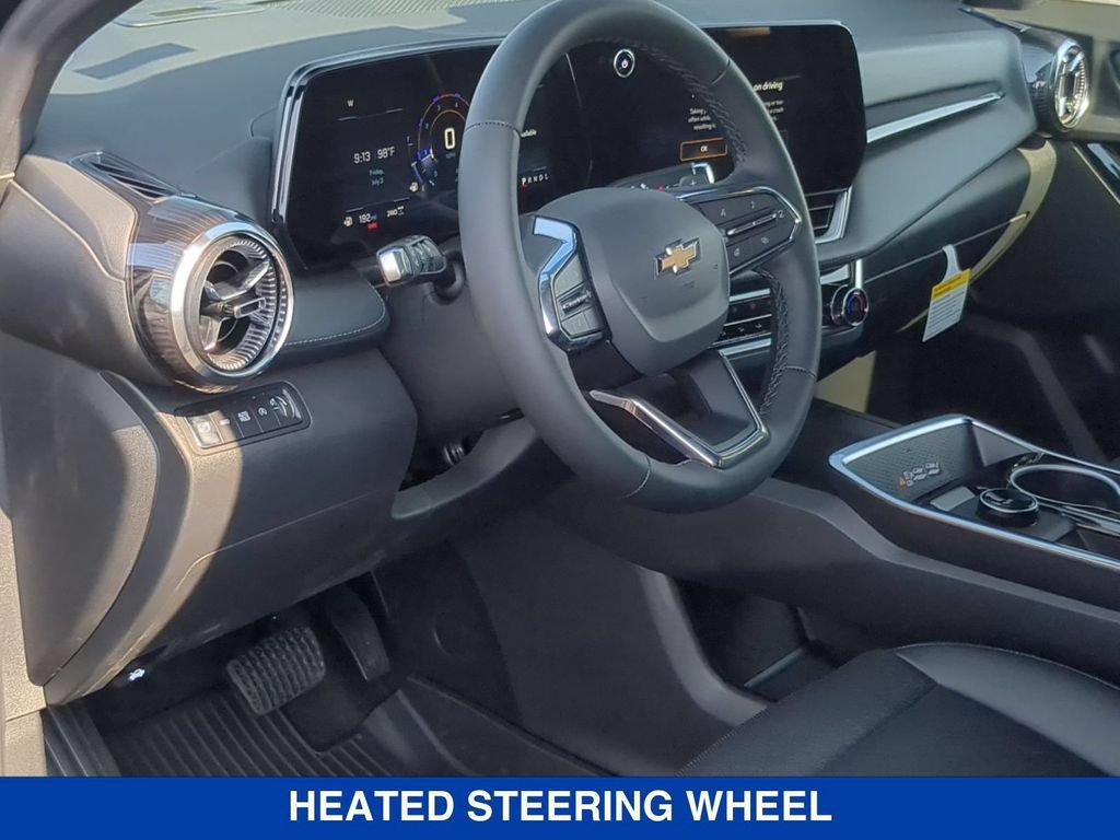New 2026 Chevrolet Equinox LT w/ Convenience Package II AWD/4WD image 11