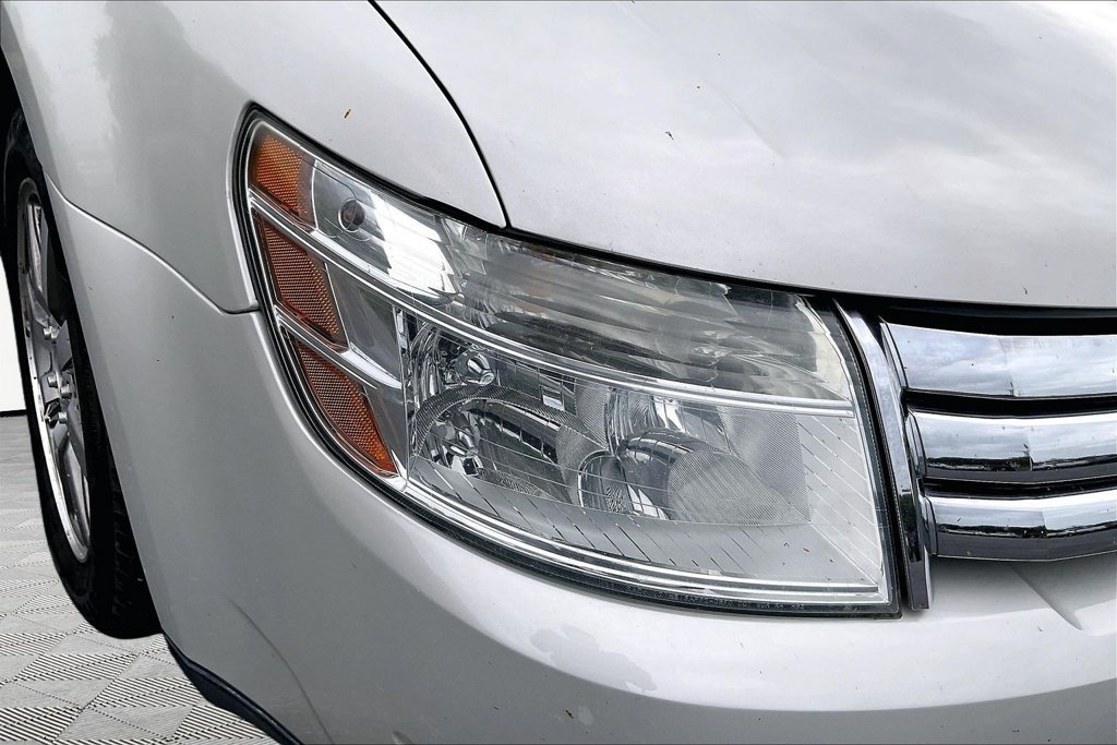 Used 2008 Ford Taurus SEL FWD image 33