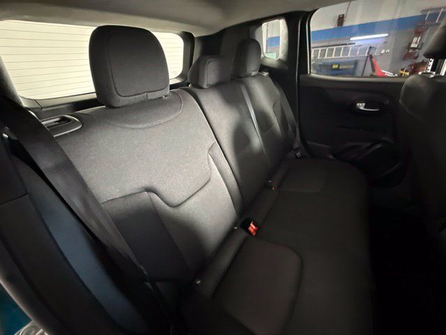 Used 2020 Jeep Renegade Sport AWD/4WD image 29