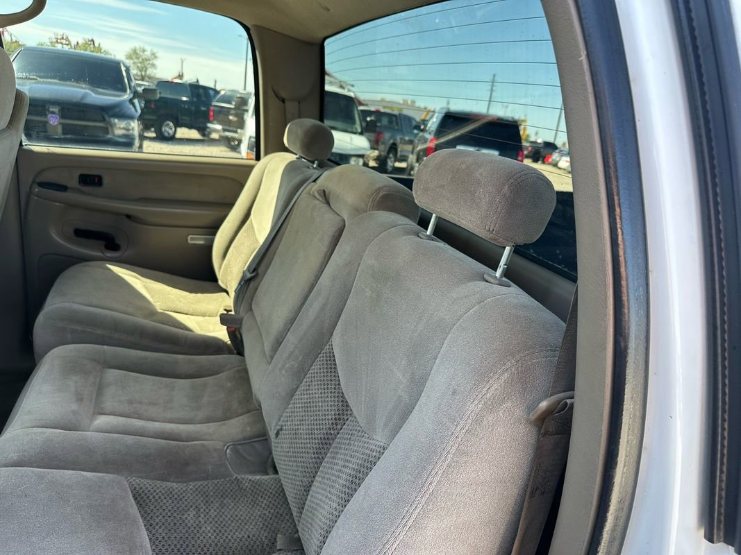 Used 2003 Chevrolet Silverado 2500 LS w/ Skid Plate Package AWD/4WD image 28