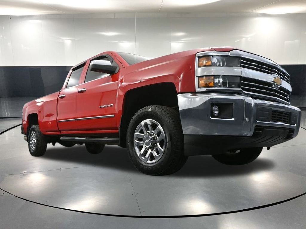 Used 2015 Chevrolet Silverado 2500 LTZ w/ LTZ Plus Package image 58
