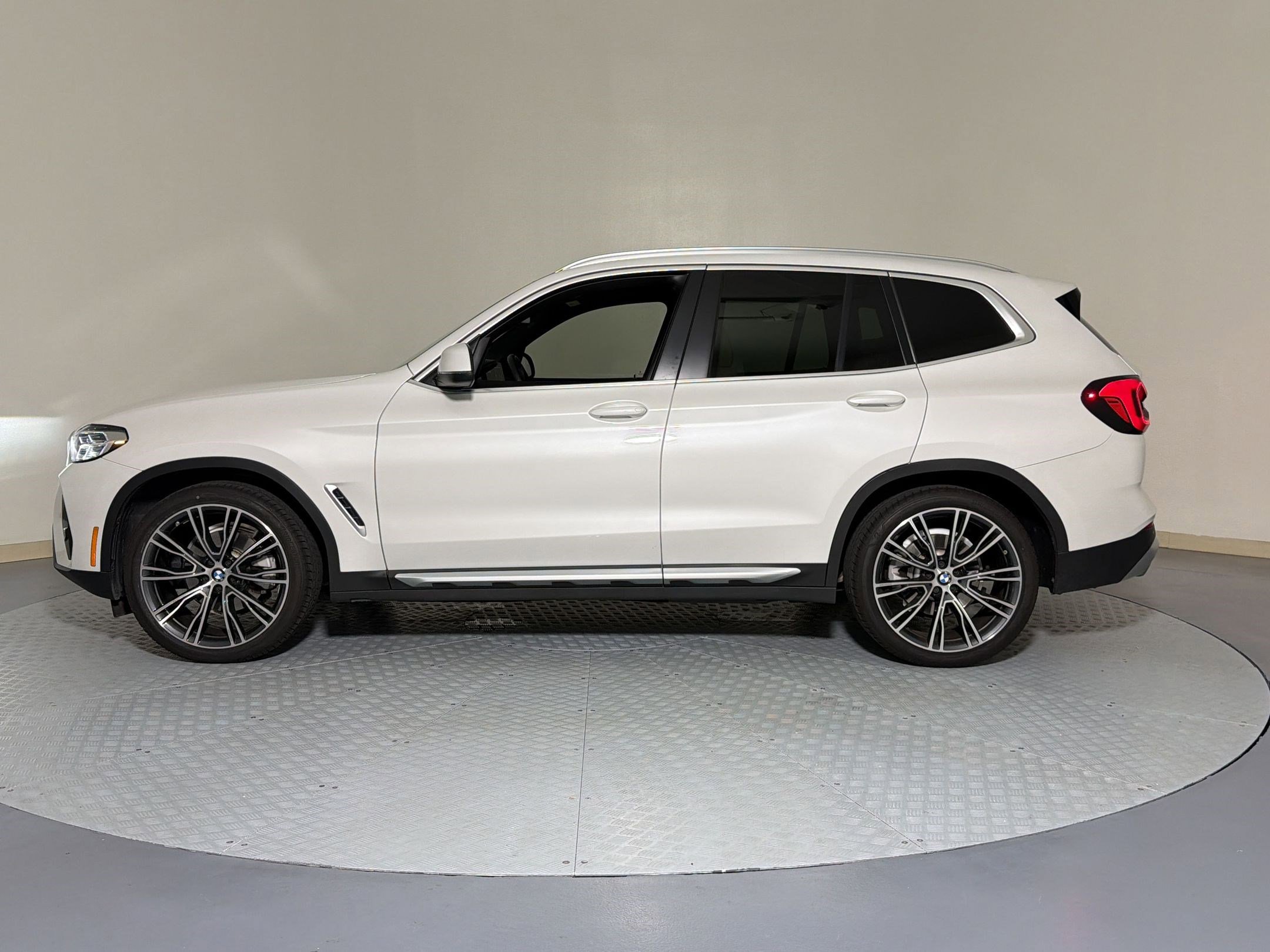 Certified 2023 BMW X3 sDrive30i w/ Premium Package w/ZPA RWD image 21
