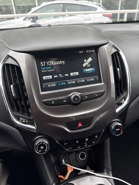 Used 2017 Chevrolet Cruze LT image 17