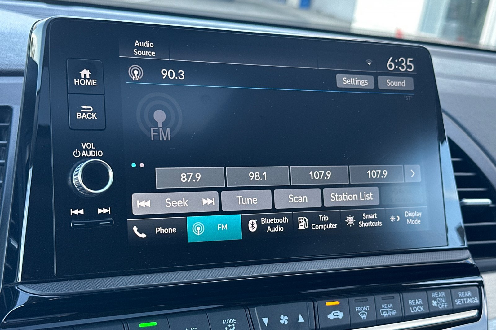 Certified 2025 Honda Odyssey EX-L image 18